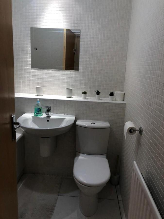 Comfy Two Bedroom Apartment Right In The City Centre Glasgow Extérieur photo